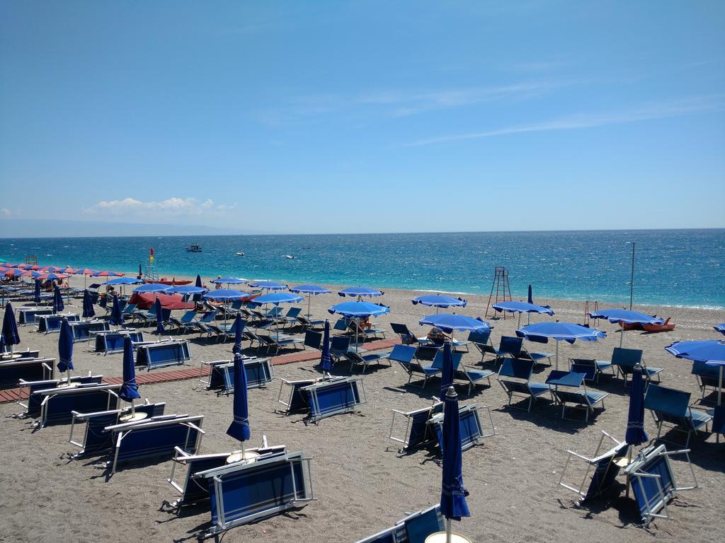 Polifemo Letojanni Exterior foto